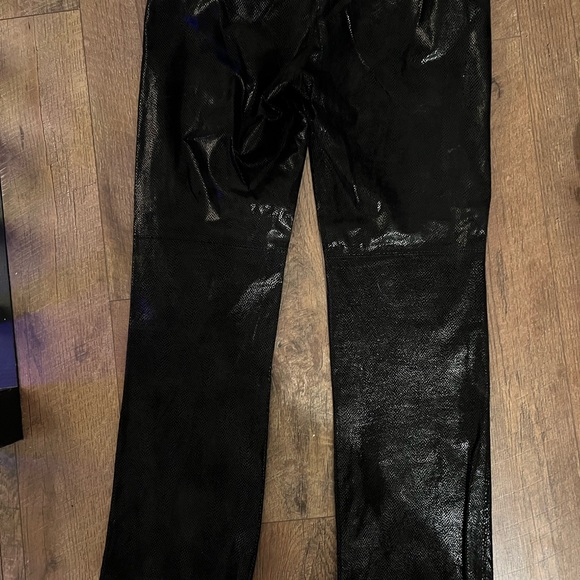 Leather/Suede Black pant - Picture 4 of 4